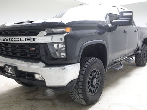 Used 2022 Chevrolet Silverado 2500 LT w/ Convenience Package AWD/4WD image 1