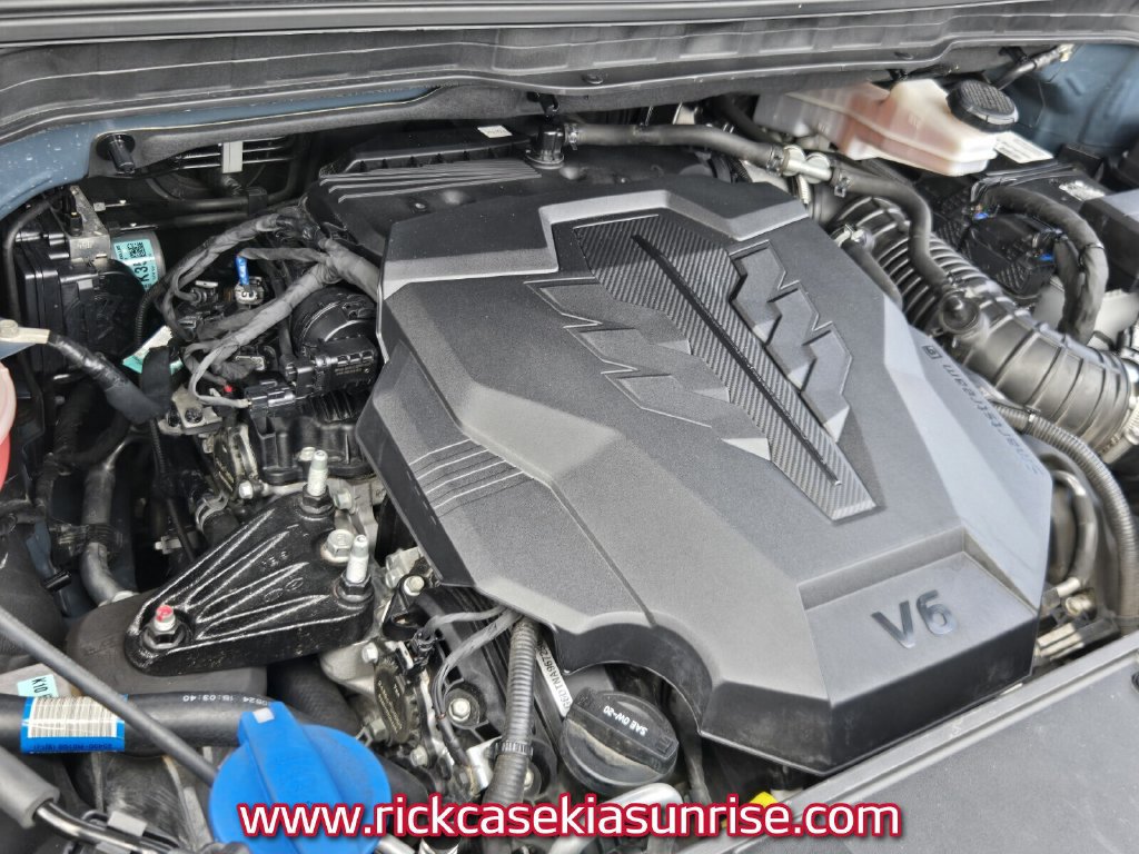 Used 2023 Kia Carnival SX Prestige FWD image 19