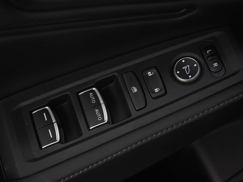 Used 2025 Honda Accord Sport image 20