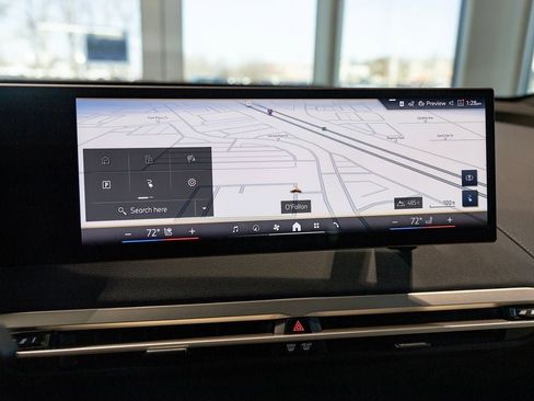 Used 2026 BMW iX xDrive45 w/ Premium Package image 30