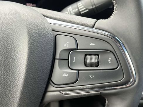 Used 2025 Buick Envista Preferred w/ Convenience I Package image 27