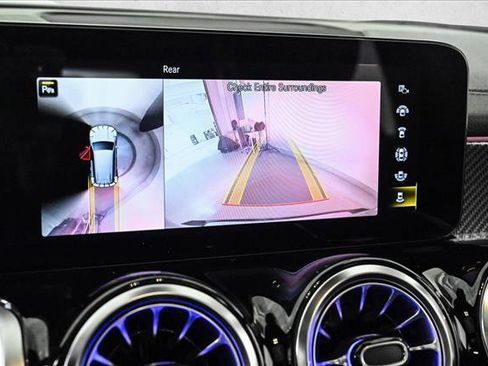 Certified 2023 Mercedes-Benz GLB 35 AMG 4MATIC image 15