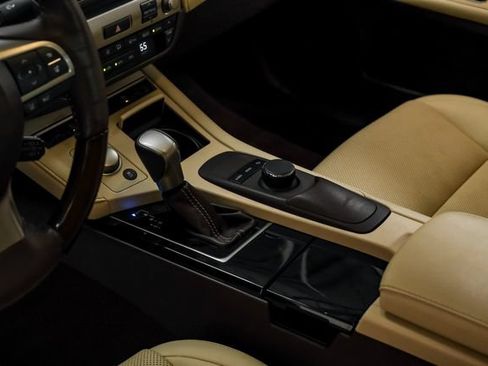Used 2016 Lexus ES 350 w/ Premium Package w/Wood Trim FWD image 23