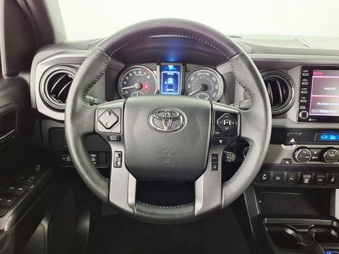 Used 2021 Toyota Tacoma TRD Off-Road w/ Technology Package RWD image 15