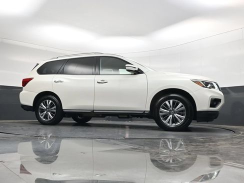 Used 2020 Nissan Pathfinder SL w/ Cargo Package AWD/4WD image 45