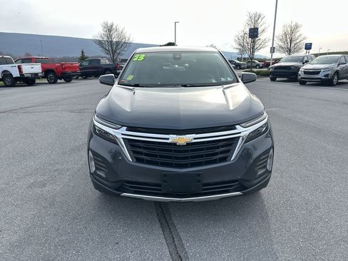 Used 2023 Chevrolet Equinox LT image 2
