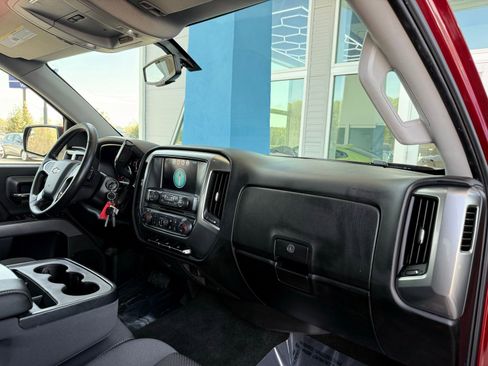 Used 2018 Chevrolet Silverado 1500 LT w/ All Star Edition AWD/4WD image 32