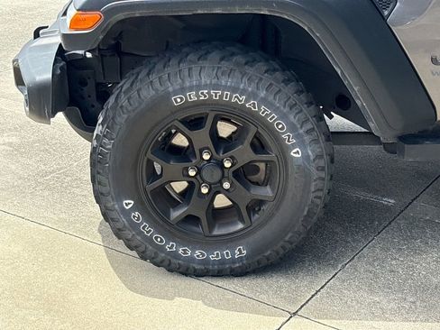 Used 2020 Jeep Wrangler Unlimited Sport AWD/4WD image 12