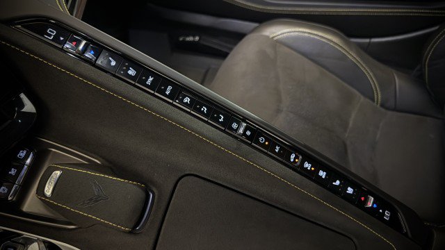 Used 2024 Chevrolet Corvette Stingray Premium Cpe w/ Z51 Performance Package RWD image 9