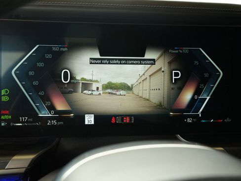 Used 2023 BMW 760i xDrive w/ Luxury Rear Seating Package AWD/4WD image 15