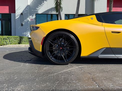 Used 2022 Maserati MC20 Coupe image 5