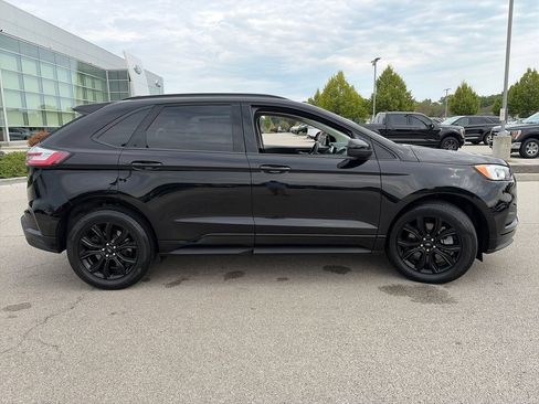 Used 2024 Ford Edge SE w/ Black Appearance Package AWD/4WD image 8