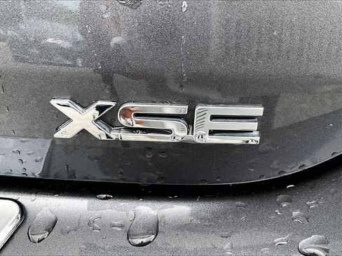 Used 2023 Toyota Highlander XSE FWD image 10
