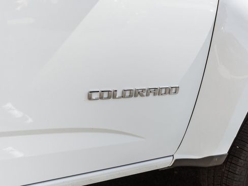 Used 2020 Chevrolet Colorado W/T w/ WT Convenience Package image 4