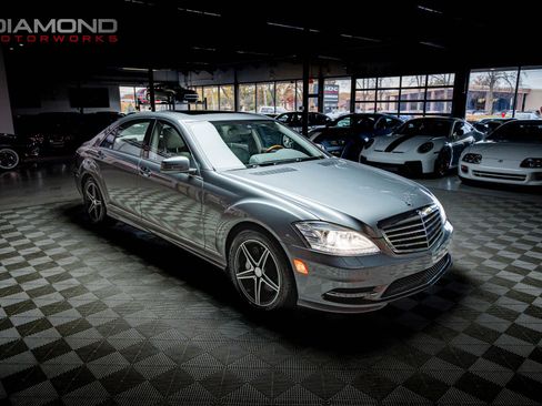 Used 2011 Mercedes-Benz S 550 image 41