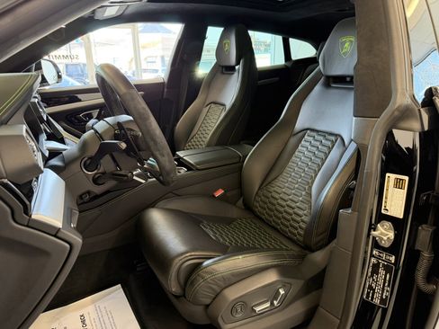 Used 2022 Lamborghini Urus image 45