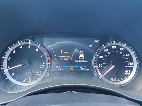 Used 2023 Toyota Highlander L image 17