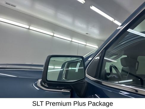 Used 2024 GMC Sierra 1500 SLT w/ SLT Premium Plus Package AWD/4WD image 18