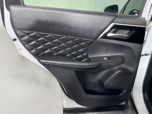 Used 2022 Mitsubishi Outlander SEL image 26