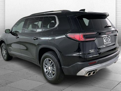 Used 2025 GMC Acadia Elevation image 4