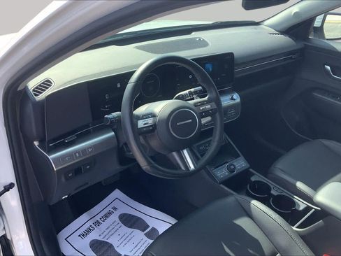 Used 2024 Hyundai Kona Limited FWD image 17