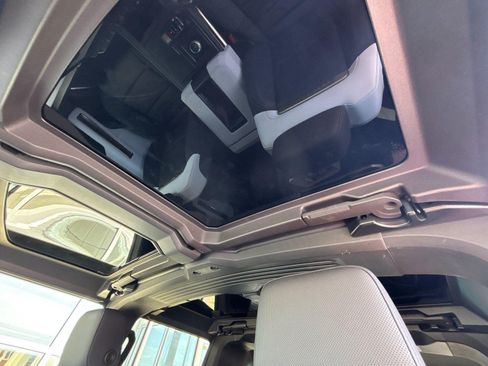 Used 2025 GMC Hummer EV 2X AWD/4WD image 31