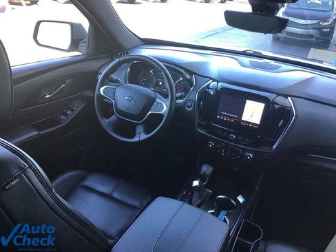 Used 2023 Chevrolet Traverse RS image 20