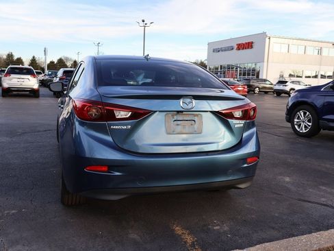 Used 2017 MAZDA MAZDA3 Grand Touring image 19