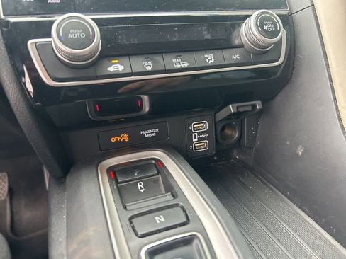 Used 2019 Honda Insight EX image 25