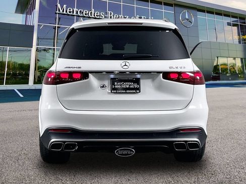 Certified 2025 Mercedes-Benz GLS 63 AMG 4MATIC image 4