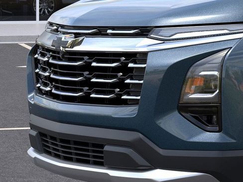 New 2026 Chevrolet Equinox LT w/ Convenience Package II image 13