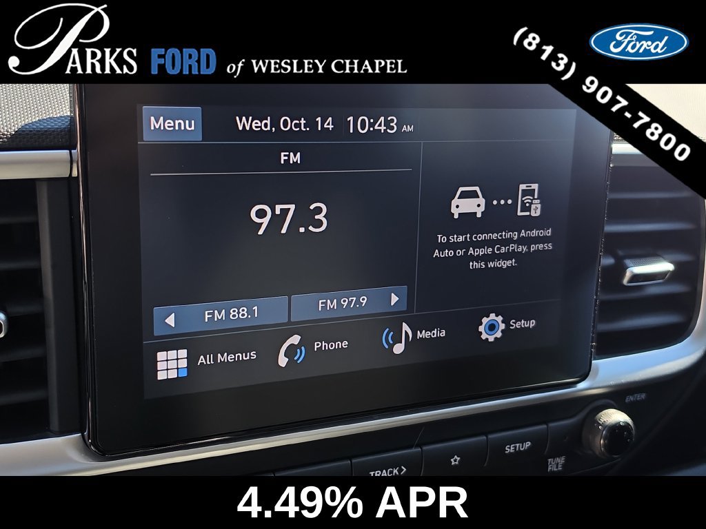 Used 2023 Hyundai Venue SE FWD image 21