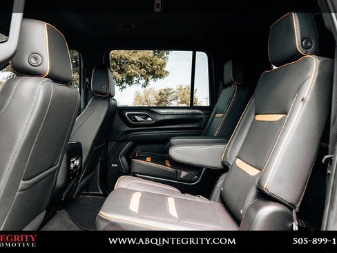 Used 2024 GMC Yukon XL AT4 AWD/4WD image 44