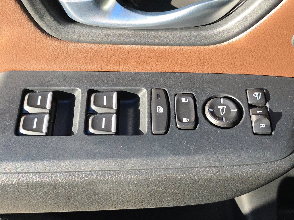Used 2025 Honda Pilot Elite image 23