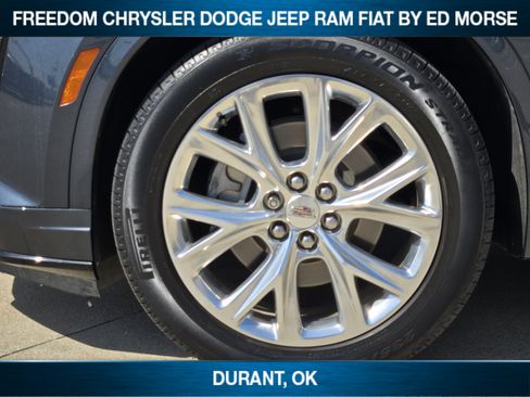 Used 2020 Cadillac XT6 Premium Luxury w/ LPO, Radiant Package FWD image 7
