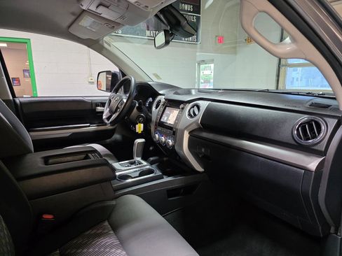 Used 2018 Toyota Tundra SR5 w/ SR5 Upgrade Package RWD image 25