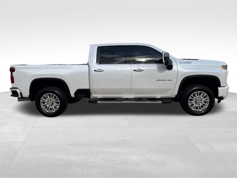 Used 2022 Chevrolet Silverado 2500 High Country w/ Z71 Off-Road Package AWD/4WD image 7