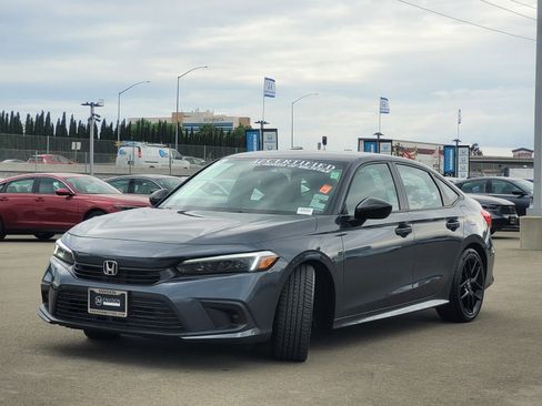 Used 2024 Honda Civic Sport image 8