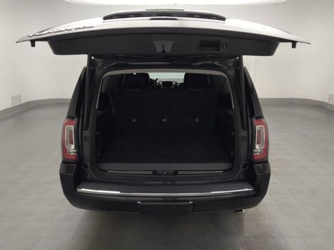 Used 2018 GMC Yukon XL Denali w/ Open Road Package RWD image 29