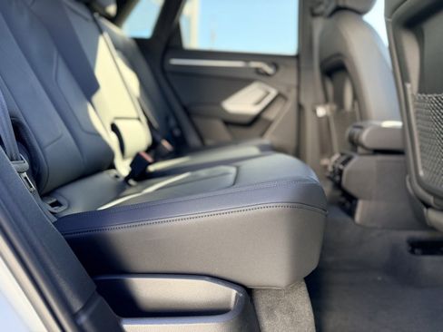 Certified 2024 Audi Q3 2.0T Premium Plus image 18