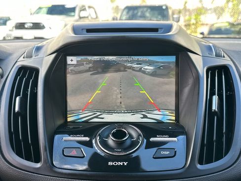 Used 2017 Ford Escape Titanium w/ Equipment Group 301A FWD image 17