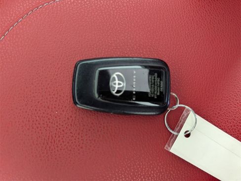 Used 2019 Toyota Camry XSE image 25