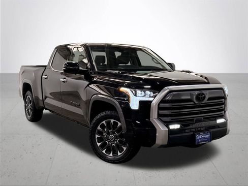 Used 2023 Toyota Tundra Limited image 7