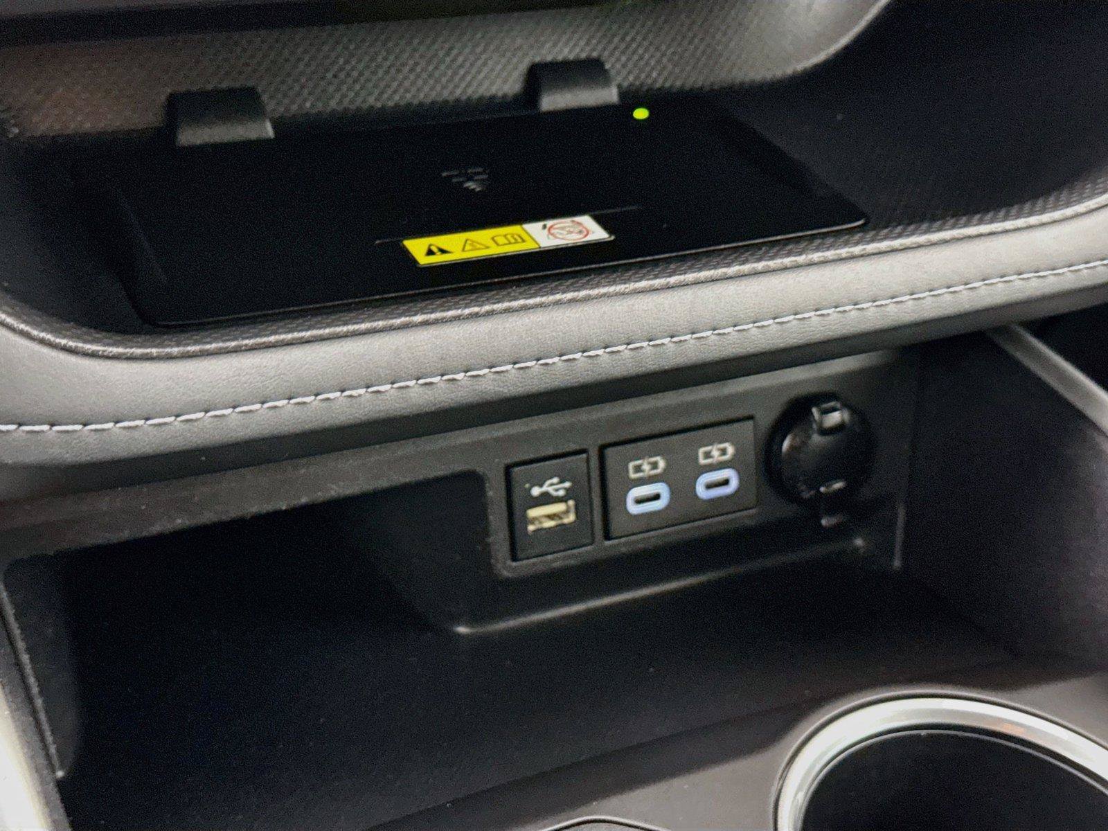 Certified 2023 Toyota Highlander XLE FWD image 28