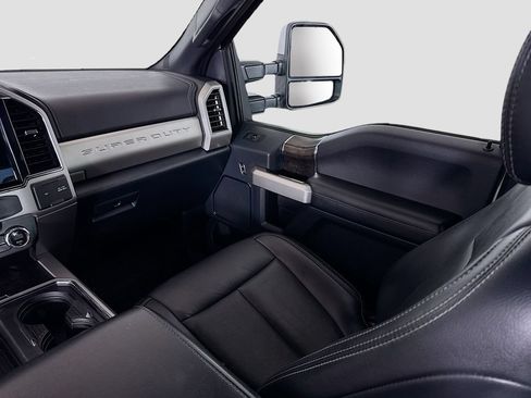 Used 2022 Ford F350 Lariat w/ Chrome Package AWD/4WD image 26