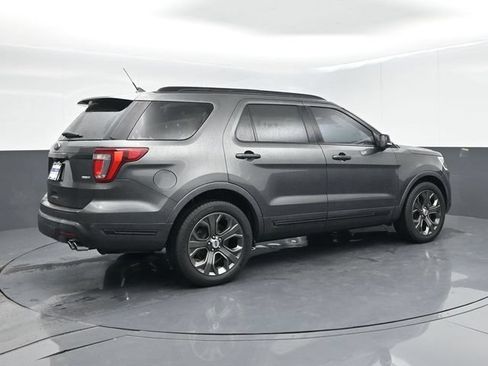 Certified 2018 Ford Explorer Sport w/ Equipment Group 401A AWD/4WD image 8