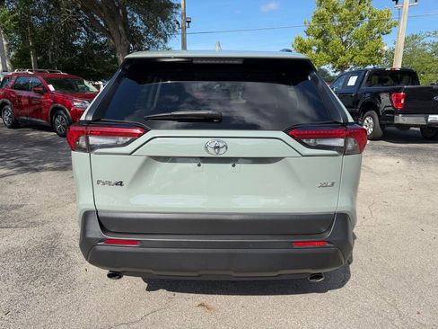 Used 2021 Toyota RAV4 XLE FWD image 4