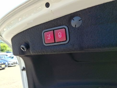 Used 2021 Mercedes-Benz C 300 4MATIC Sedan image 29