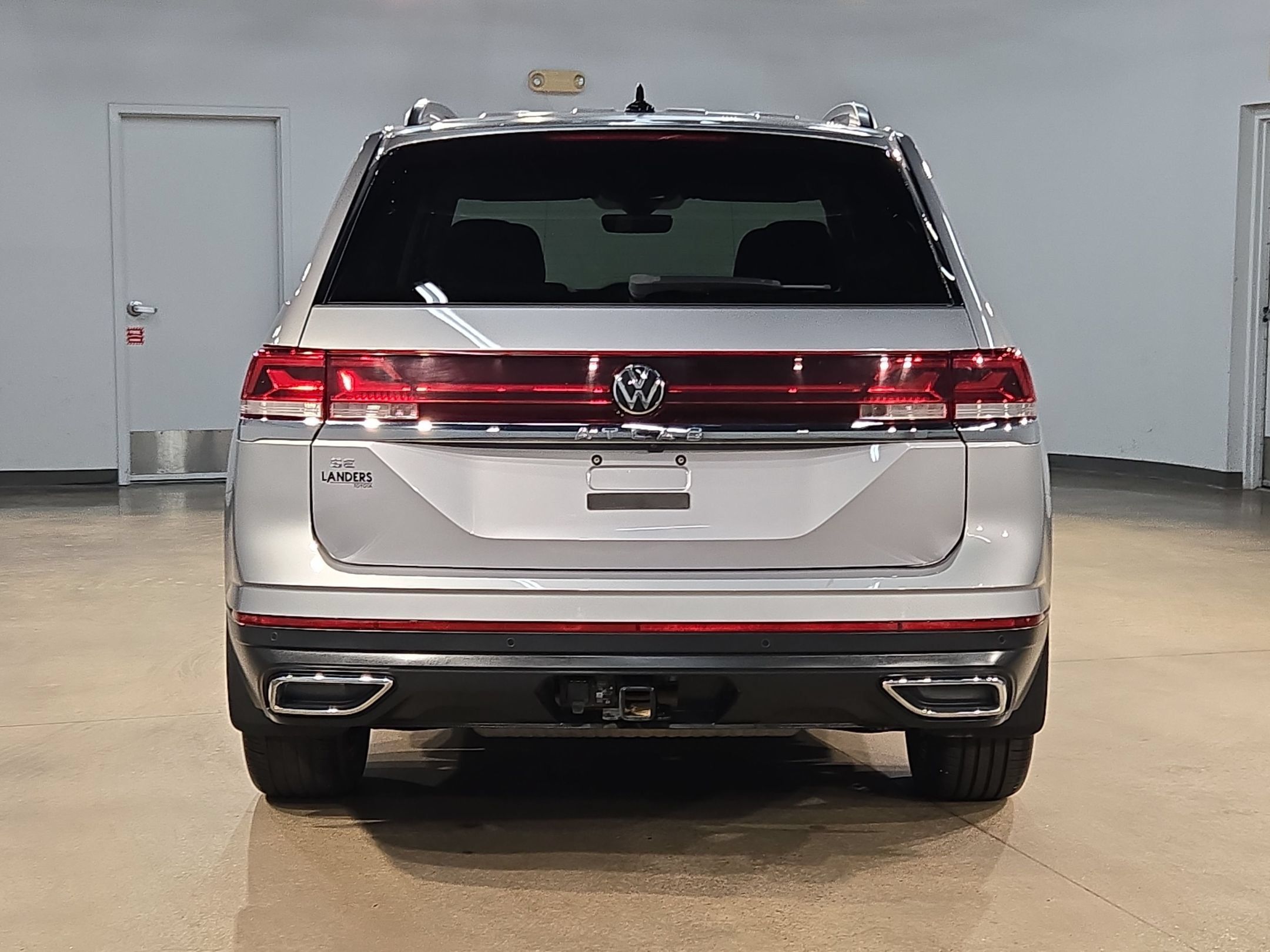 Used 2024 Volkswagen Atlas SE FWD image 6