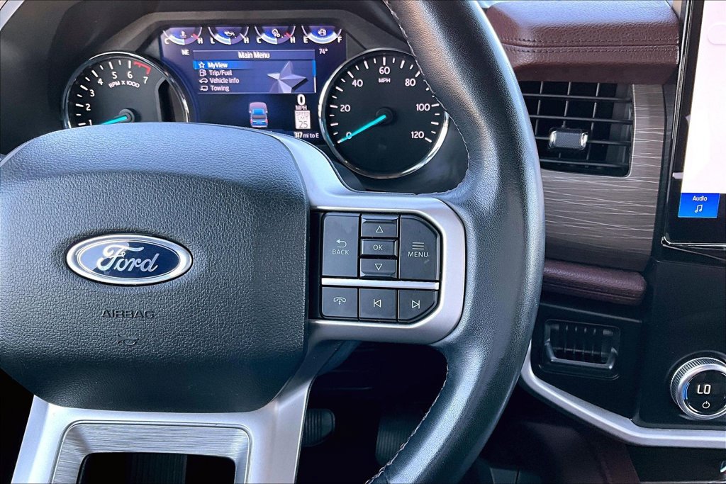 Used 2024 Ford Expedition Limited AWD/4WD image 19